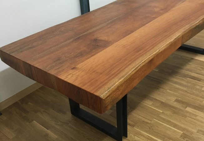 Pie de hierro rectangular